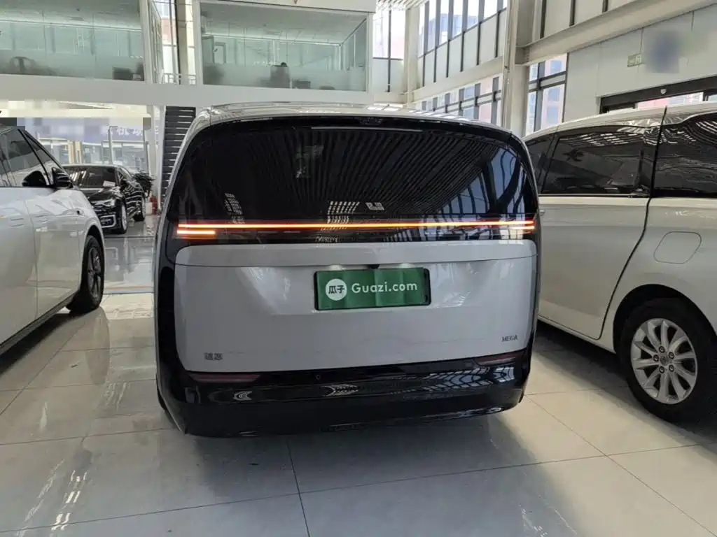 Li Auto Li MEGA — миниатюра 6