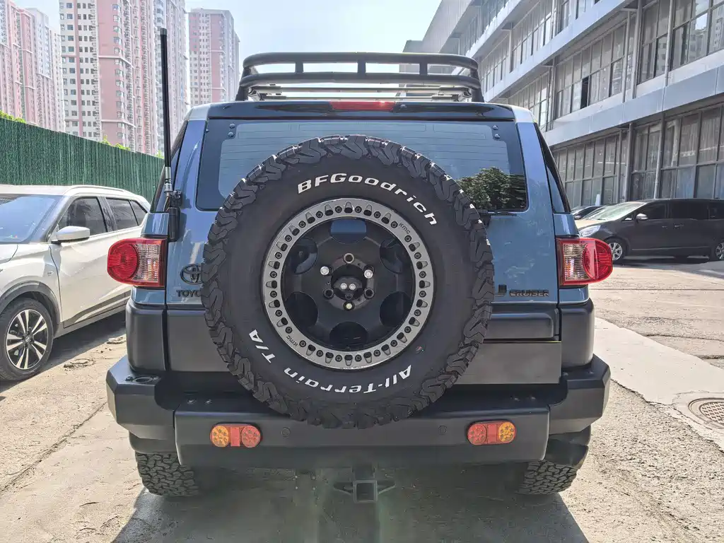 Toyota FJ Cruiser FJ 2020 4.0L AT