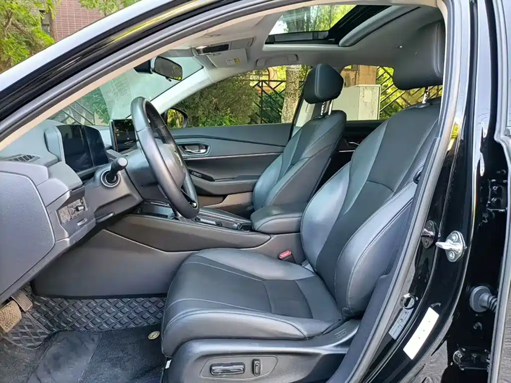 Honda Accord — миниатюра 16