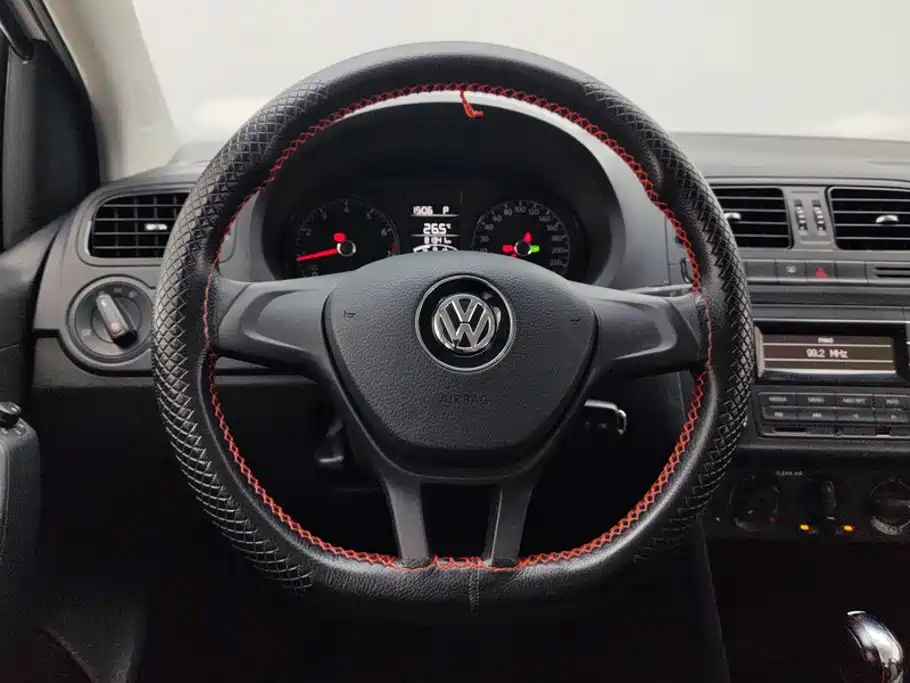 Volkswagen Polo — миниатюра 15