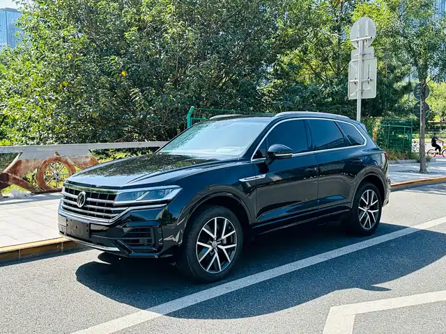 VOLKSWAGEN TOUAREG 2020