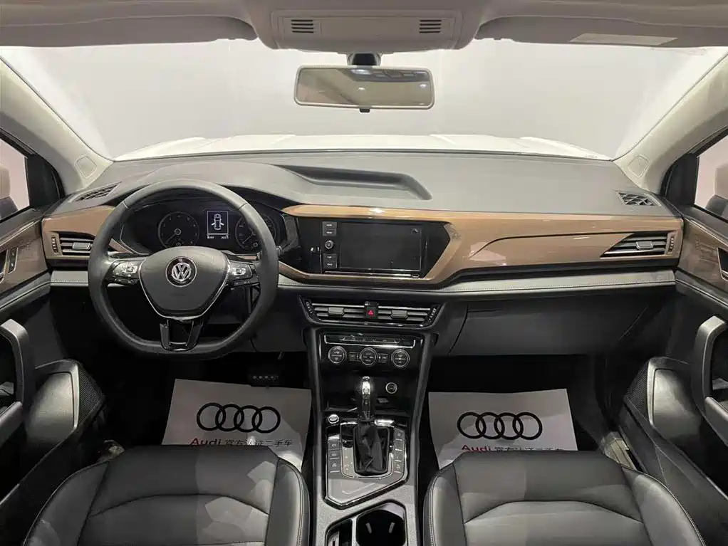Volkswagen Tharu — миниатюра 7