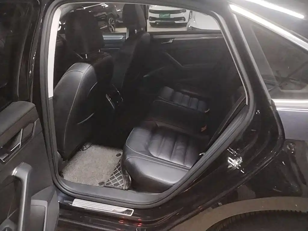 Volkswagen Passat — миниатюра 20