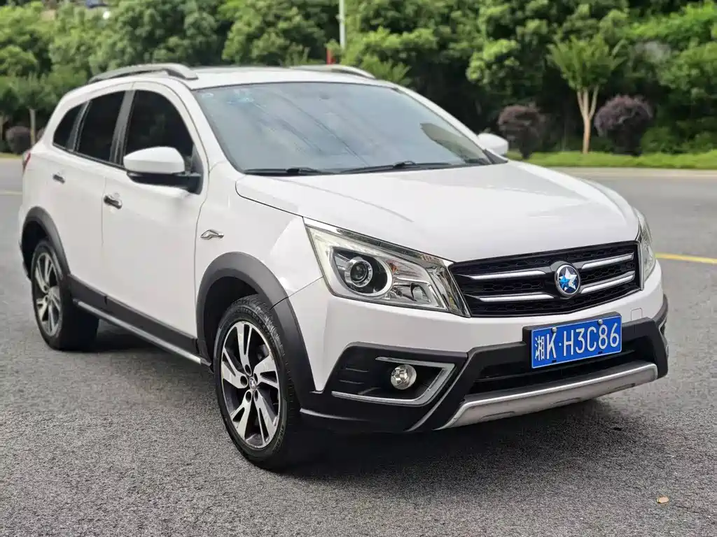Venucia T70X