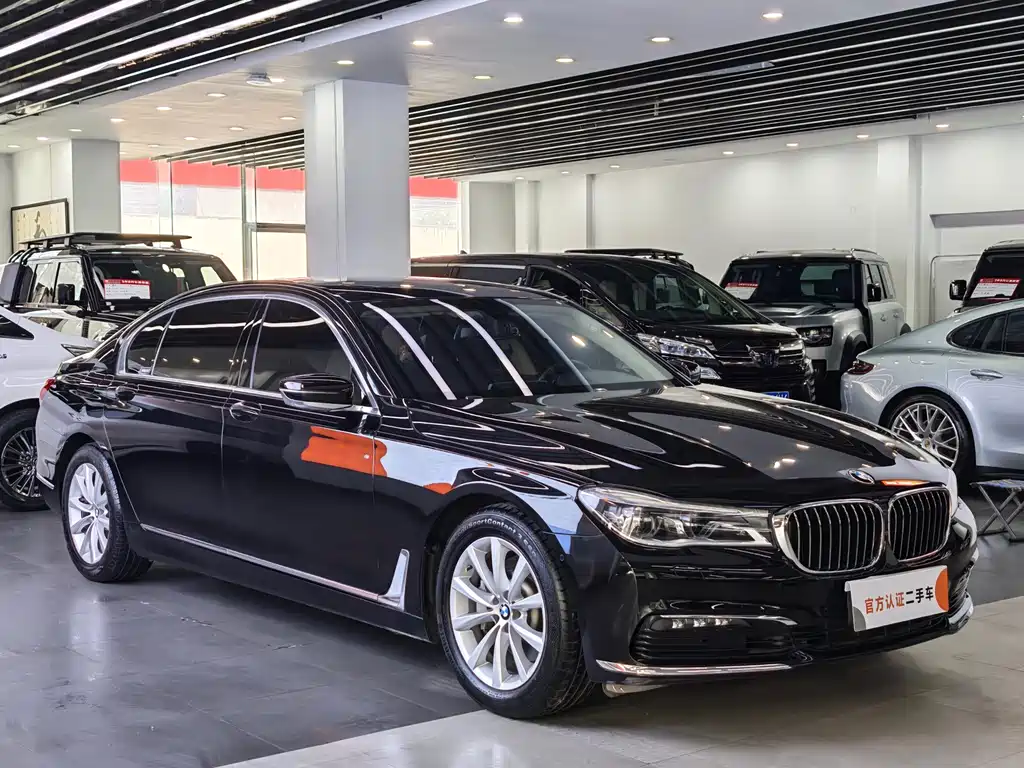 BMW 7 Series 7 2016 730Li Lead