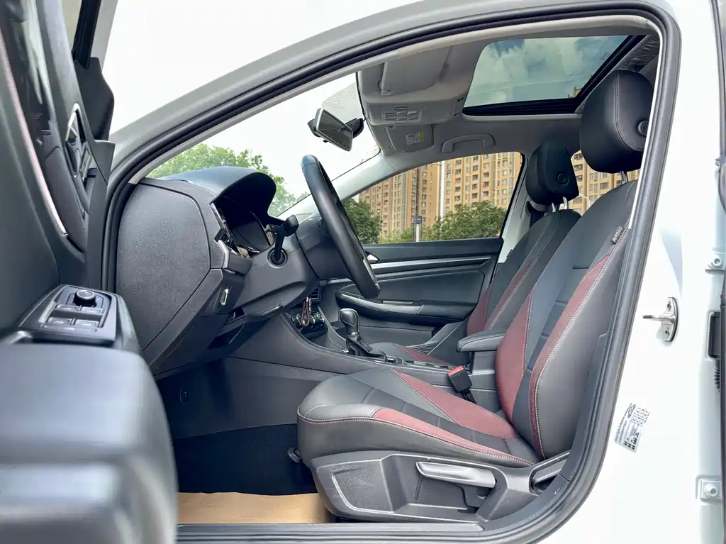 Volkswagen Bora — миниатюра 9
