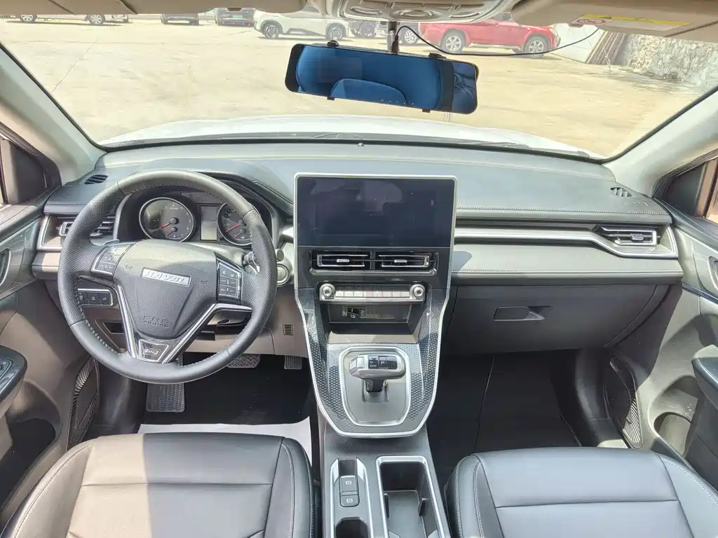 Haval M6 2023 PLUS 1.5T DCT Luxury