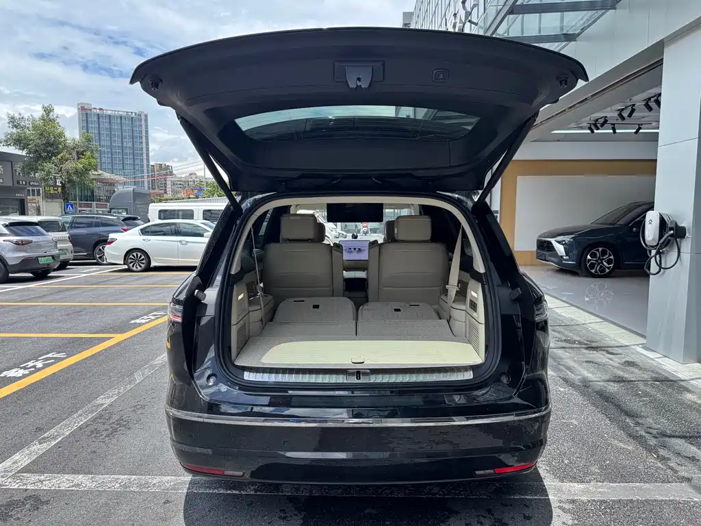 NIO ES8 2026 мест Executive Luxury