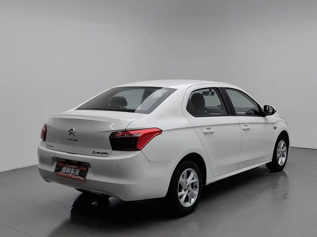 Citroen Elysee — миниатюра 2