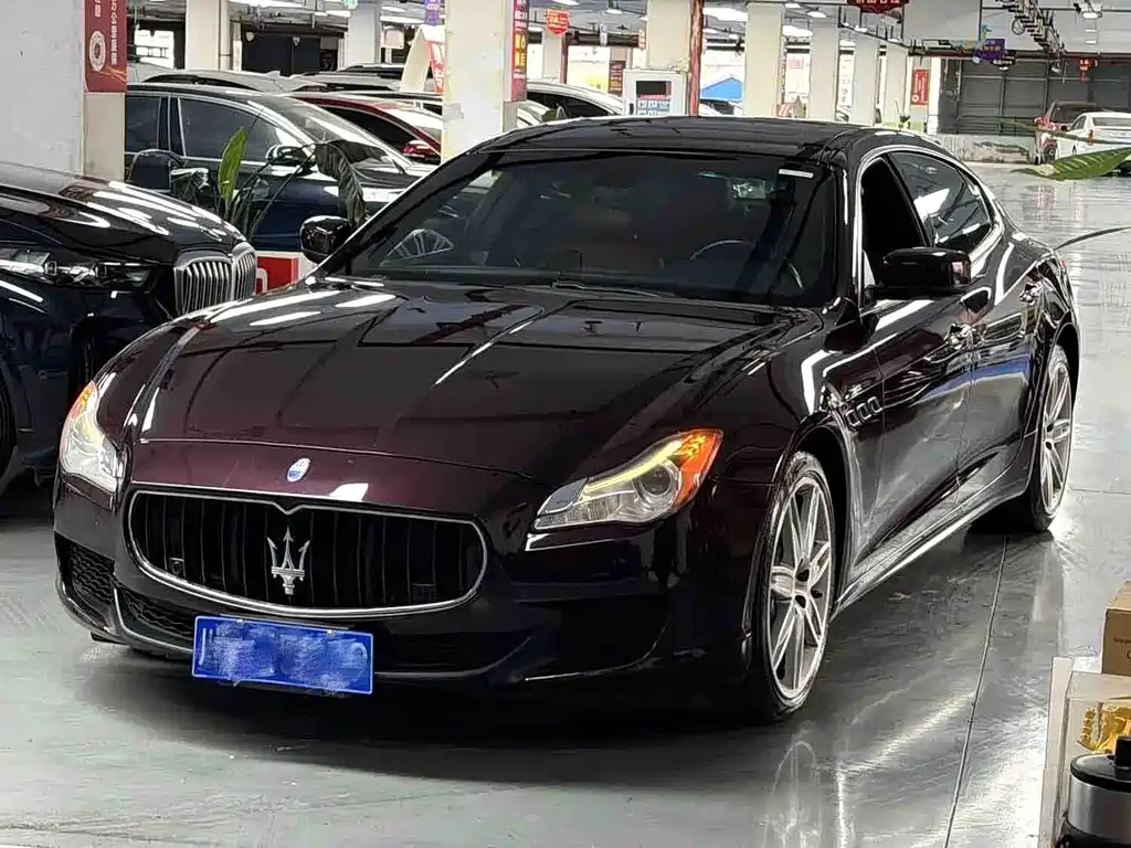 Maserati Quattroporte