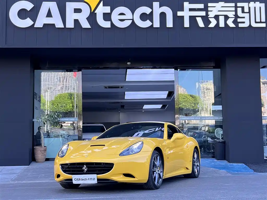Ferrari California T 2012
