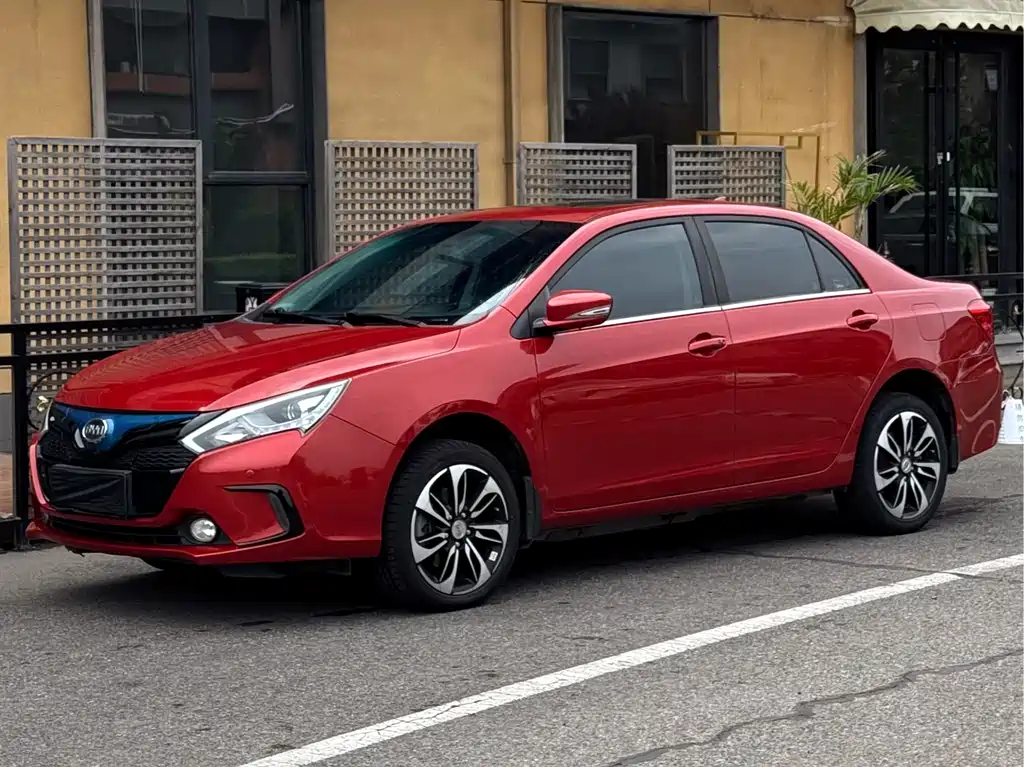 BYD Qin PHEV/EV 2016 Qin EV300 Flagship Type