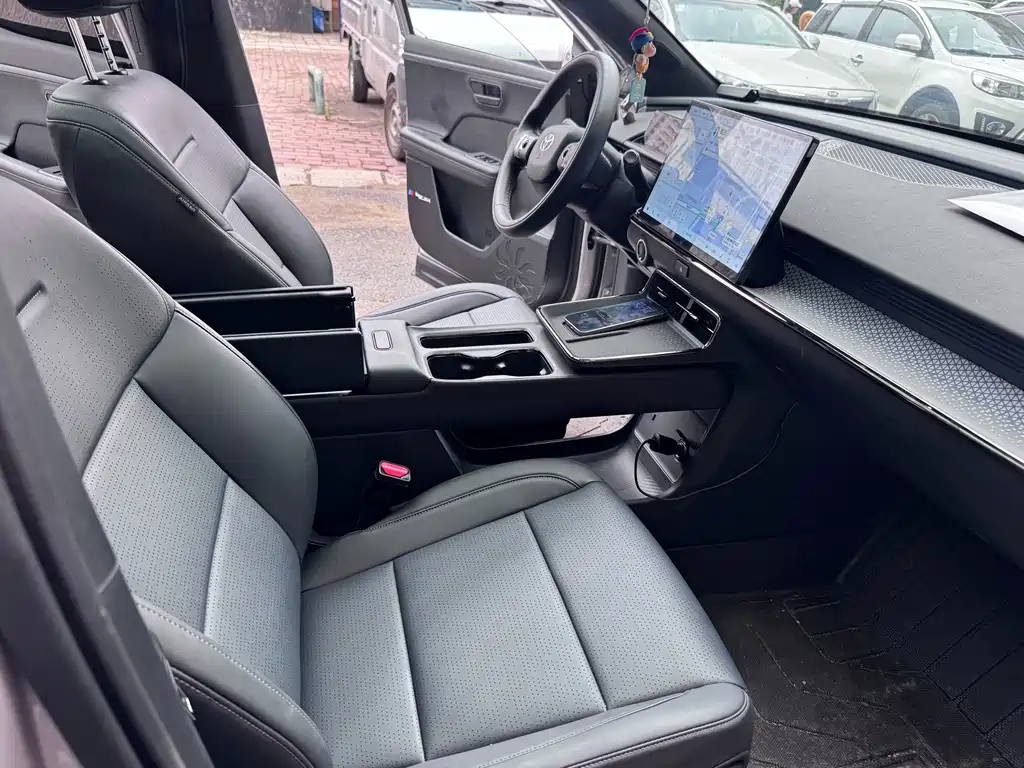 Toyota bZ3X 3X 2025 520 Pro