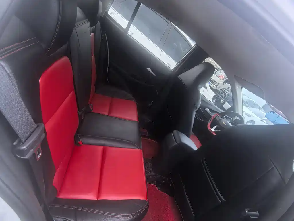 Chevrolet Cavalier - фото 11