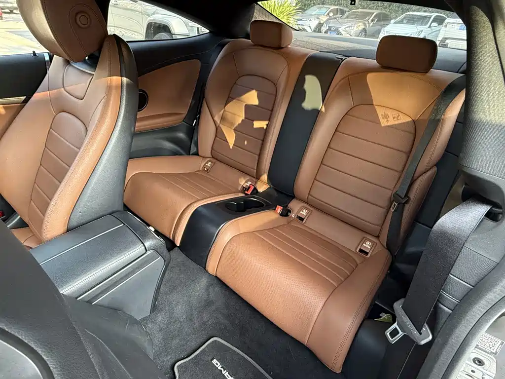 Mercedes-Benz C-Class (Import) — миниатюра 10