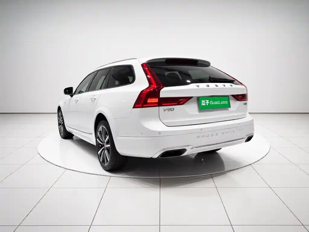 Volvo V90 — миниатюра 4