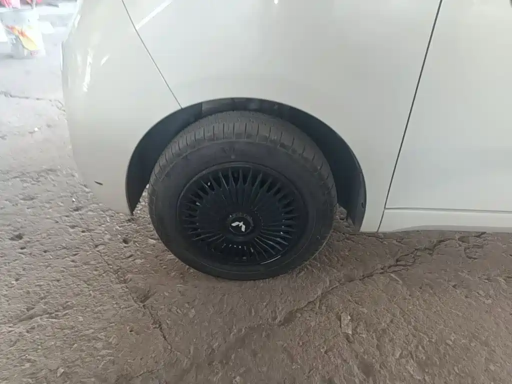 Wuling MINIEV — миниатюра 23