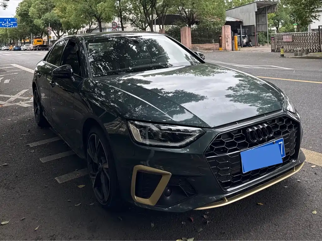 Audi A4L 2024 40 TFSI Luxury