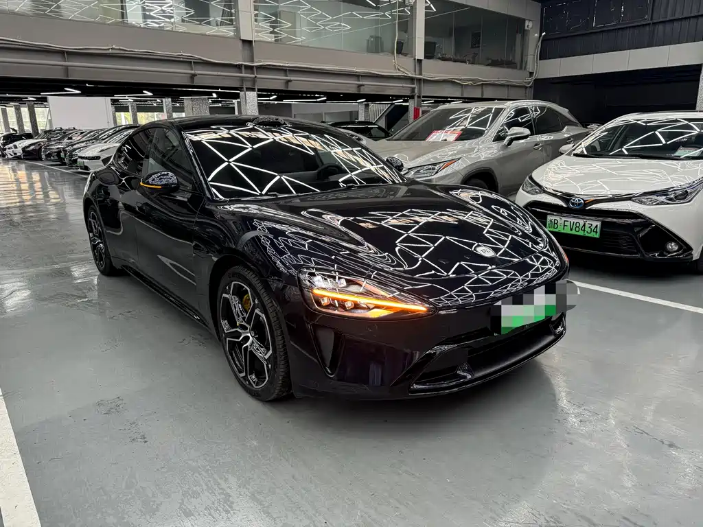 XIAOMI CAR XIAOMI SU7