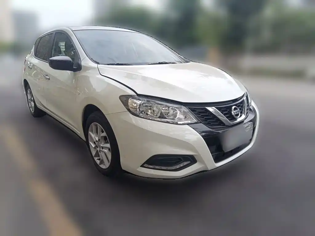 Nissan Tiida — миниатюра 24