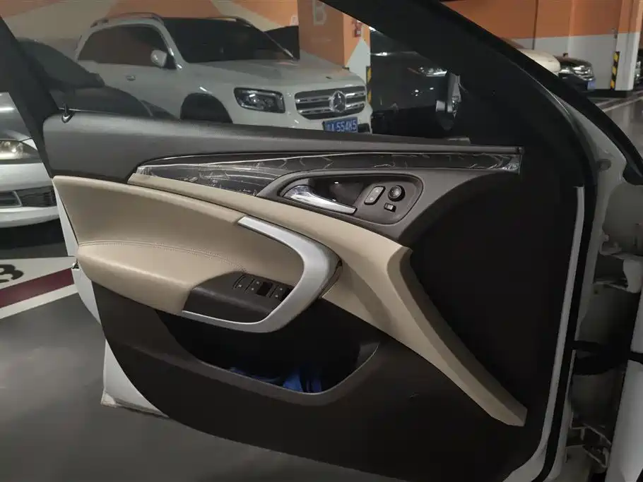 Buick Regal 2015 2.0L Elite Fashion