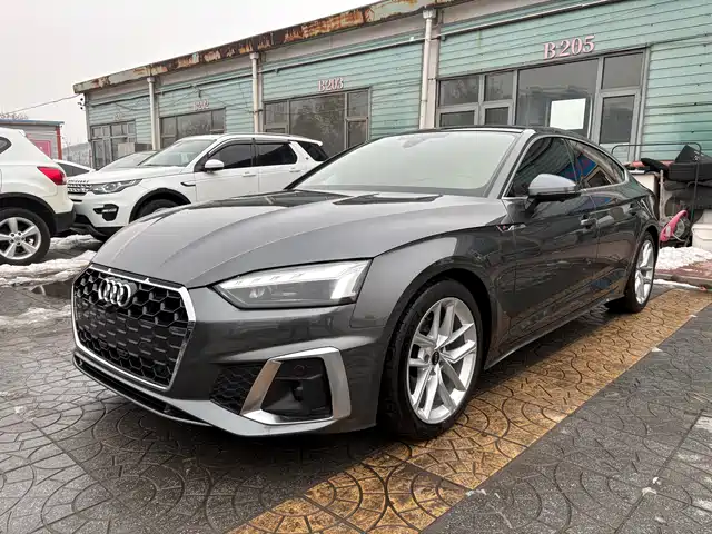 AUDI A5