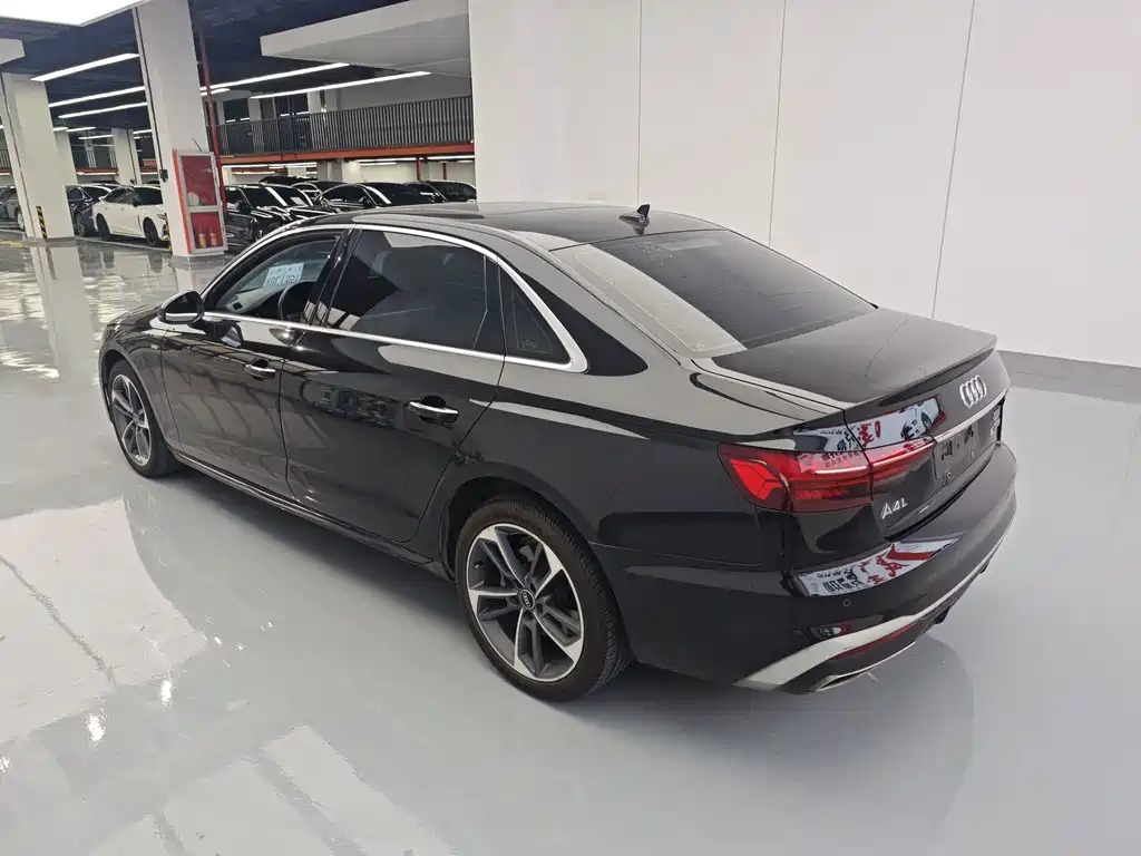 Audi A4L — миниатюра 13