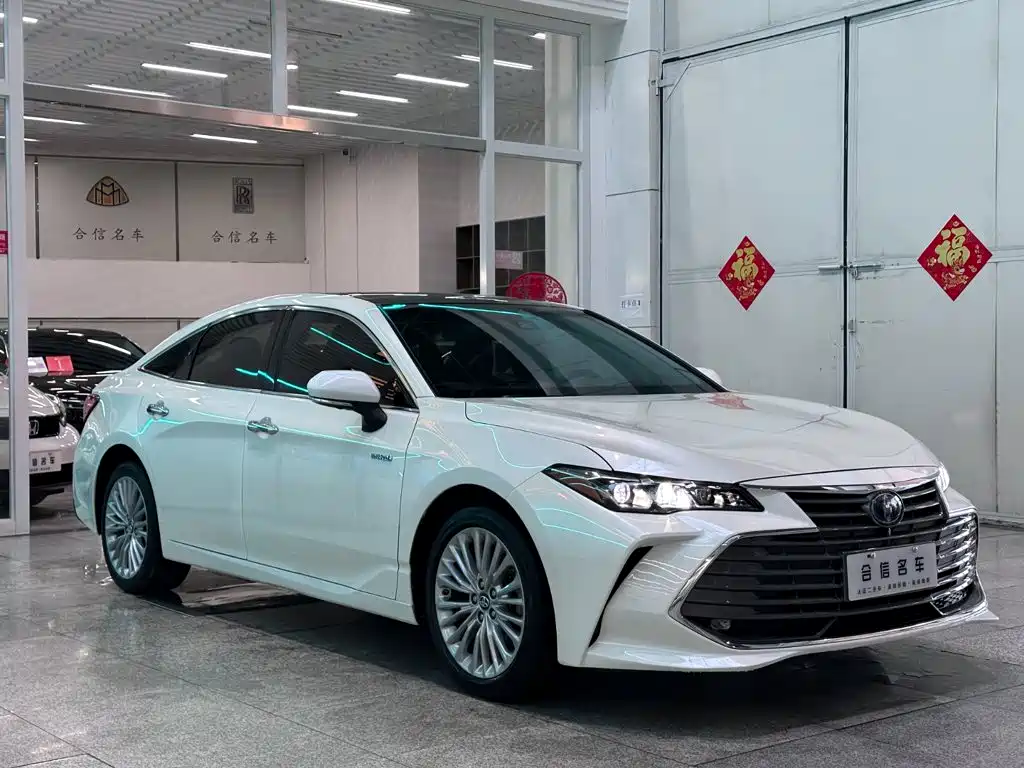 Toyota Avalon — миниатюра 3
