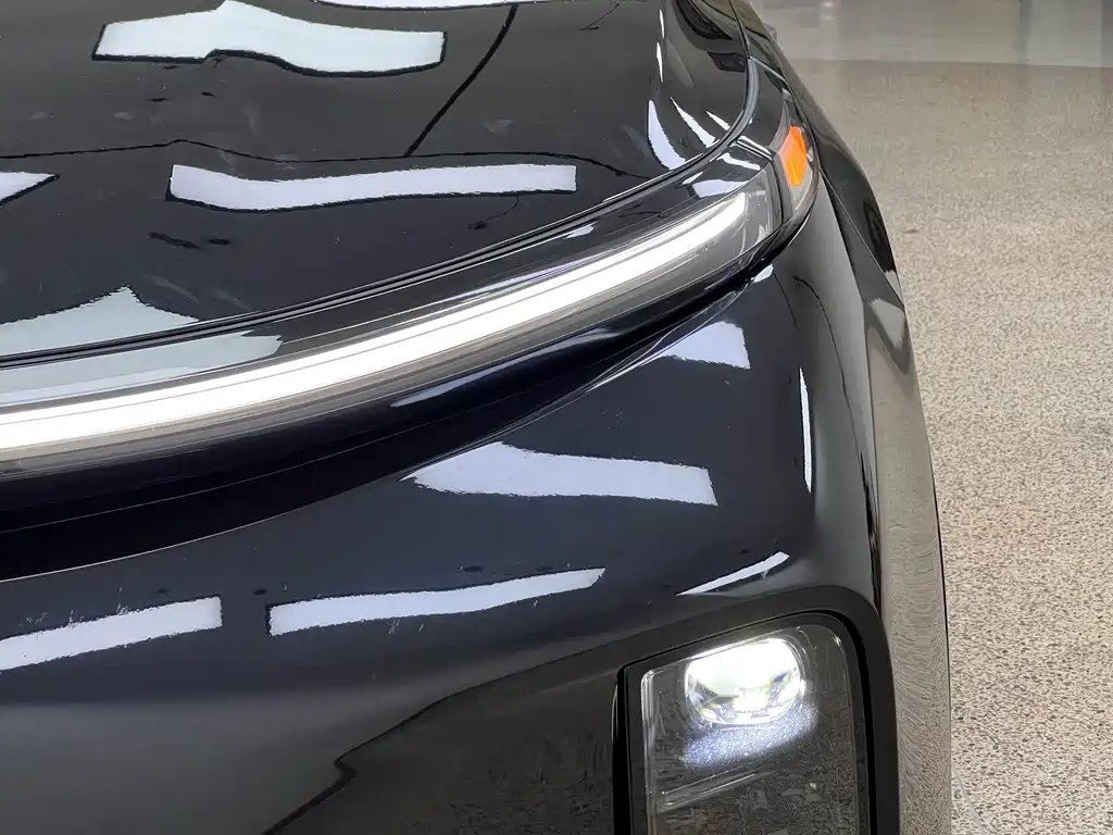 Li Auto Li L8 — миниатюра 8