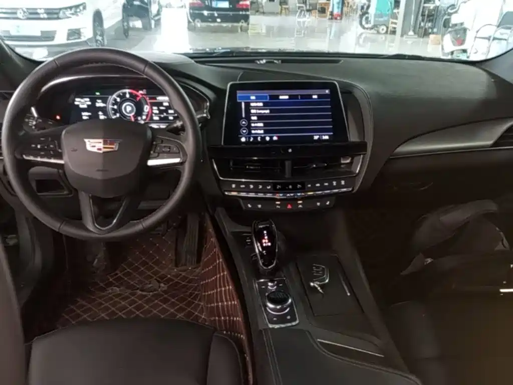 Cadillac CT5 — миниатюра 10