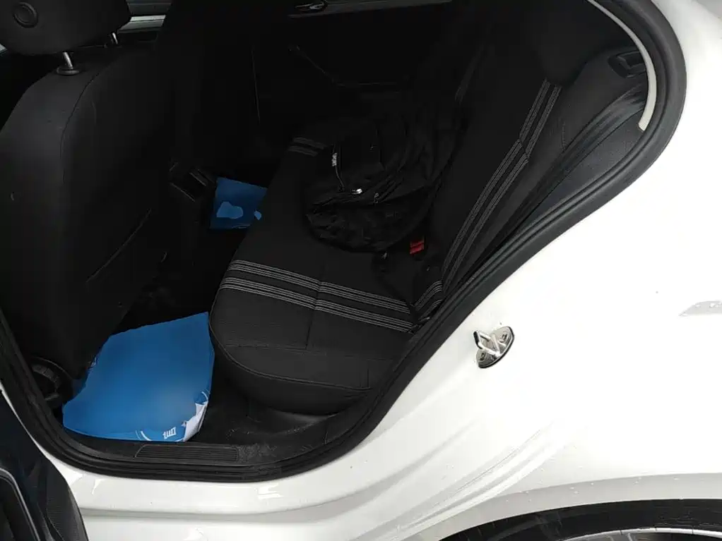 Volkswagen Lamando — миниатюра 17