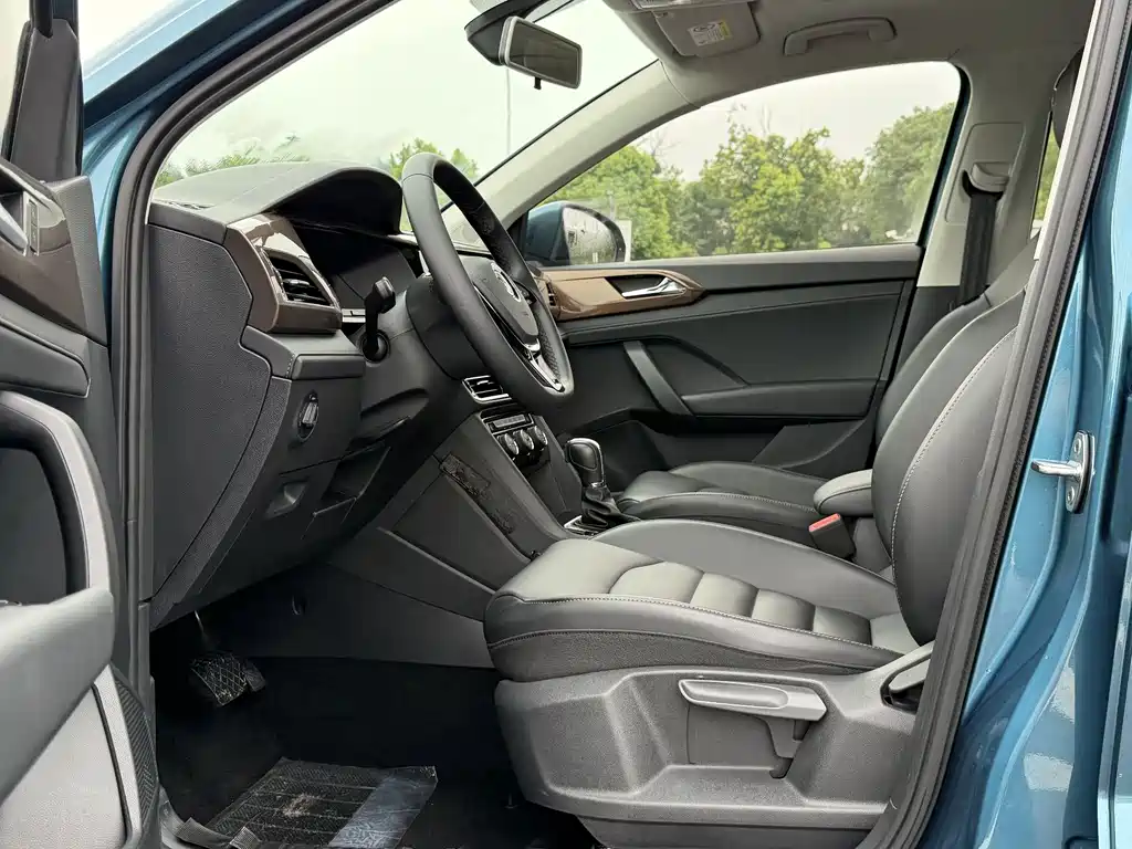 Volkswagen Tharu — миниатюра 4