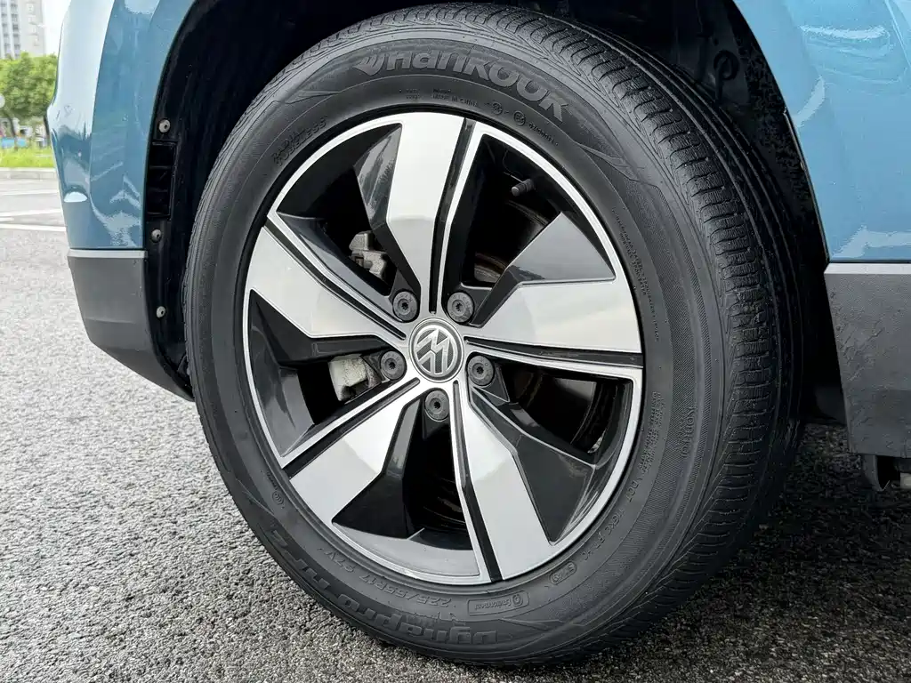Volkswagen Tharu — миниатюра 15