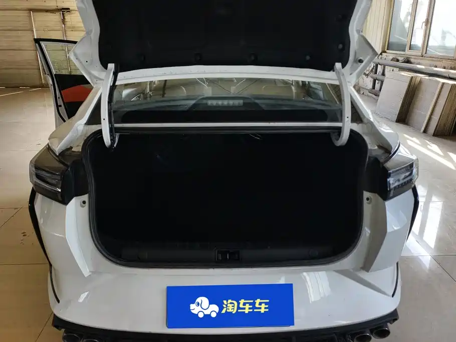 Aeolus Yixuan — миниатюра 4