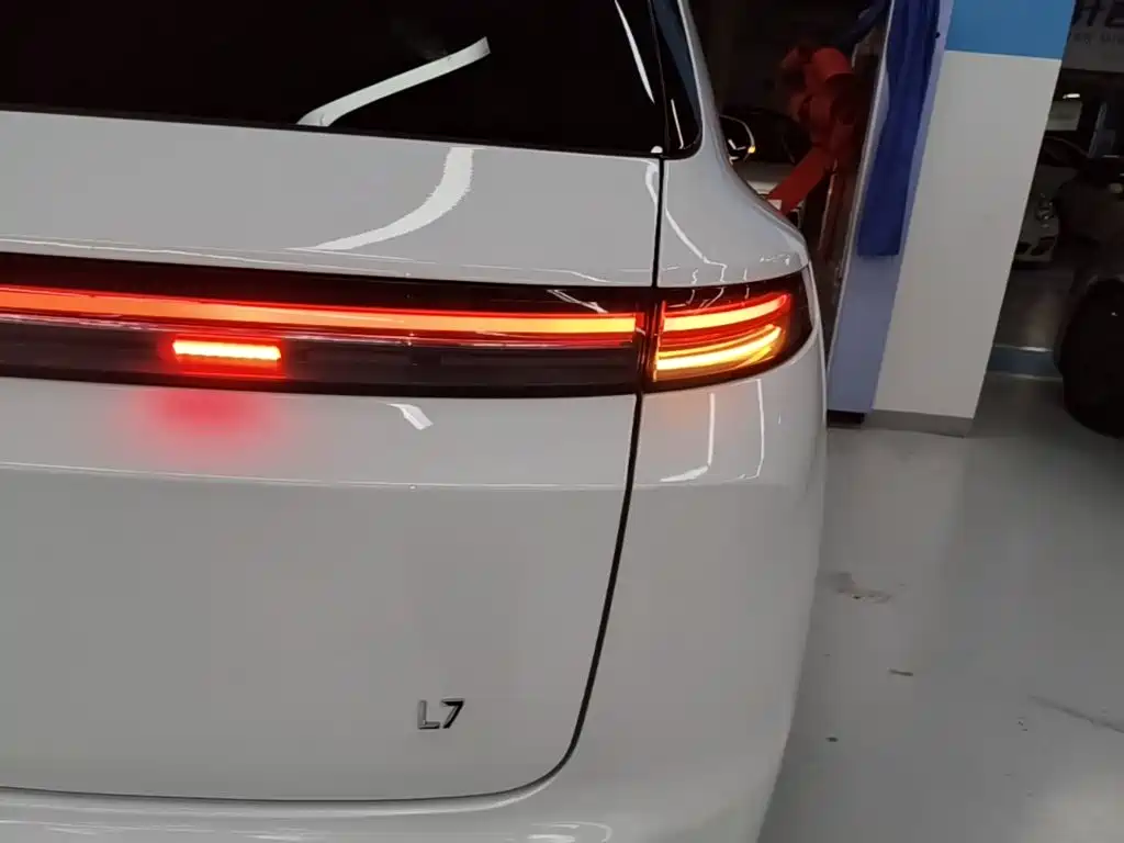 Li Auto Li L7 — миниатюра 8