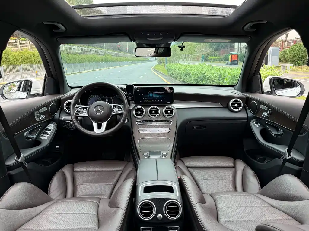 Mercedes-Benz GLC 2020 GLC 300 L 4MATIC