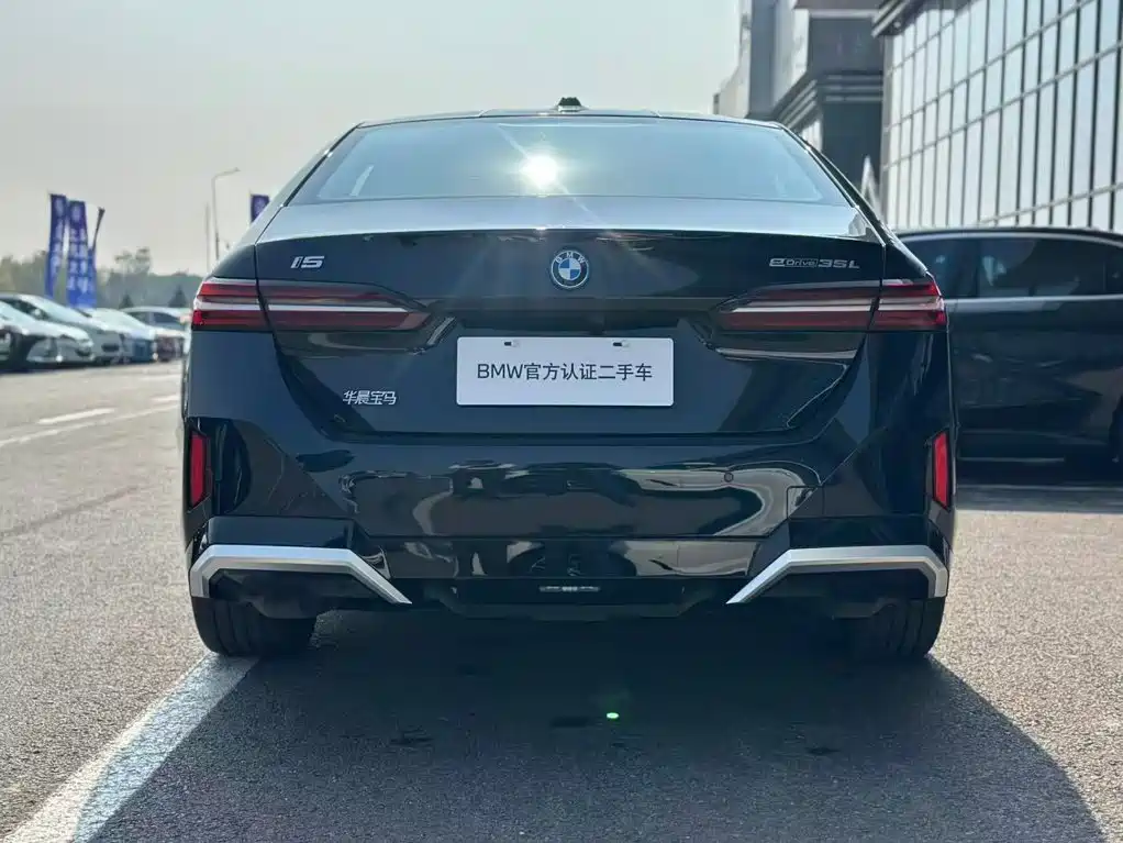 BMW i5 — миниатюра 16