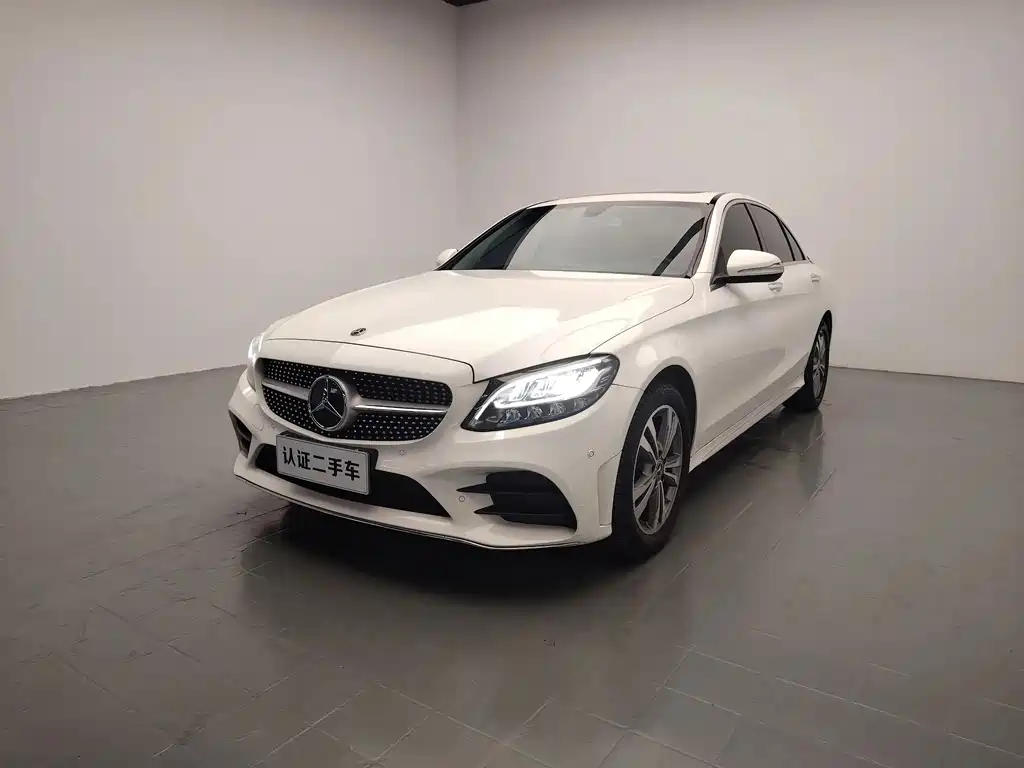 Mercedes-Benz C-Class — миниатюра 3