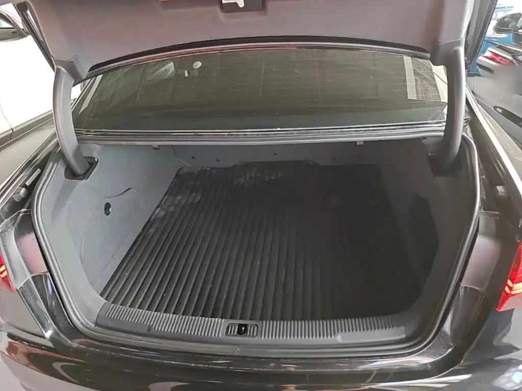 Audi A6L — миниатюра 19