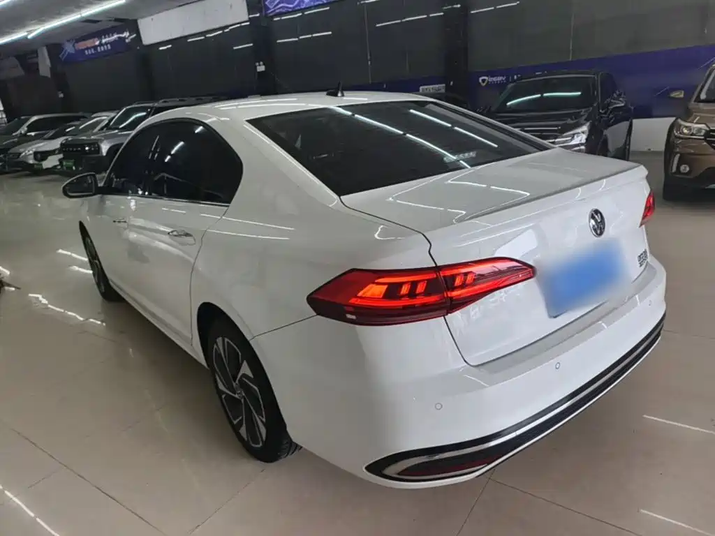 Volkswagen Bora — миниатюра 5