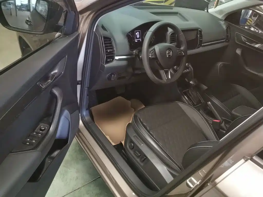 Skoda Karoq — миниатюра 16