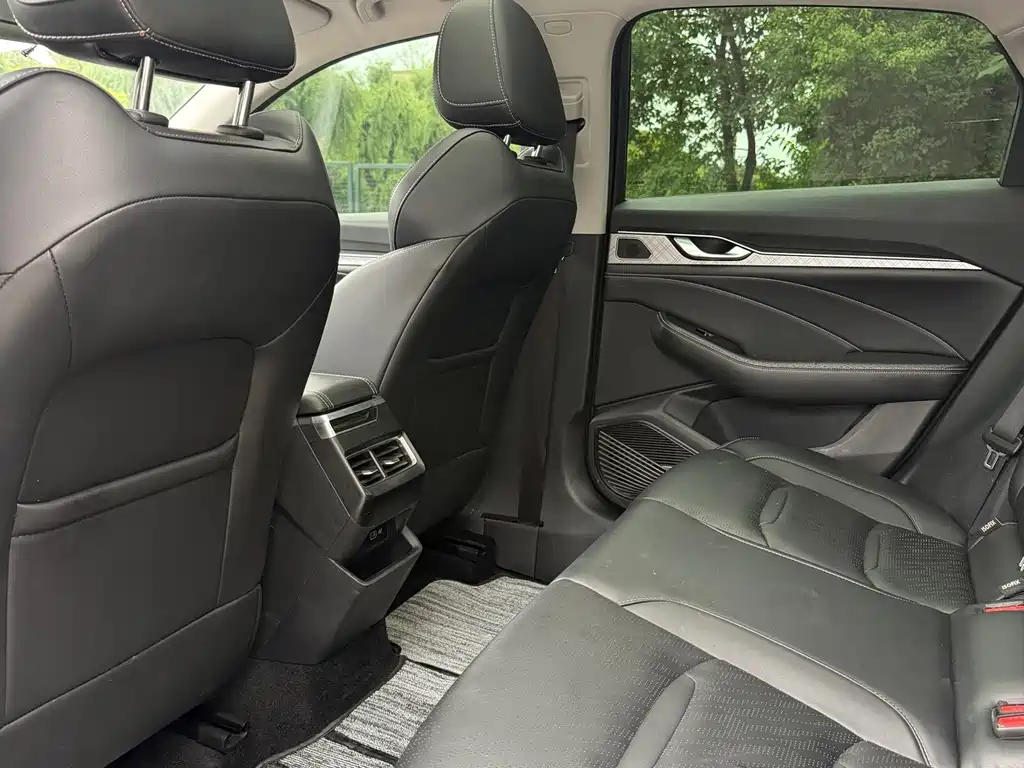 Geely Xingrui — миниатюра 11