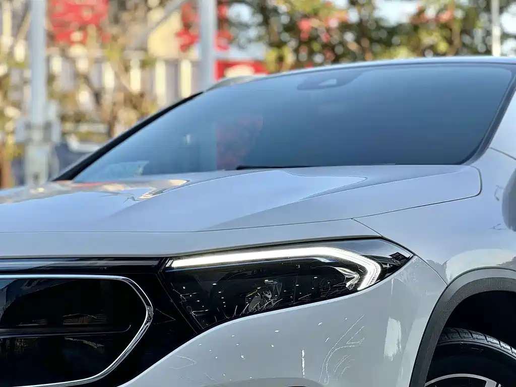 Mercedes-Benz EQA — миниатюра 2