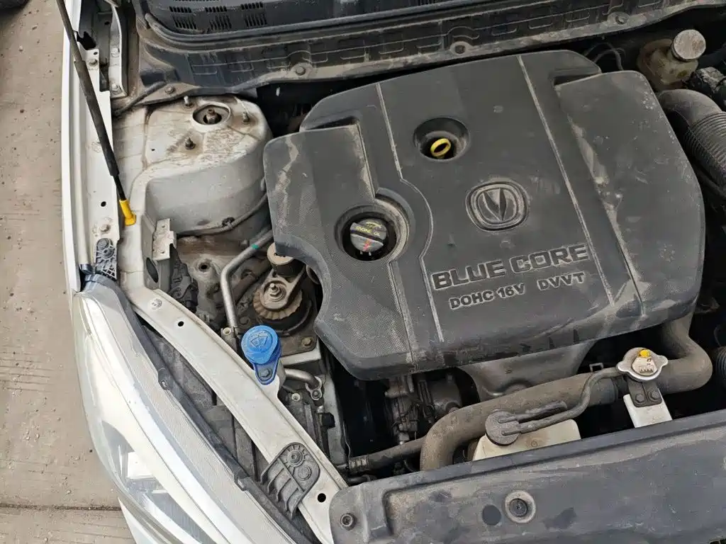 Changan Eado DT — миниатюра 19