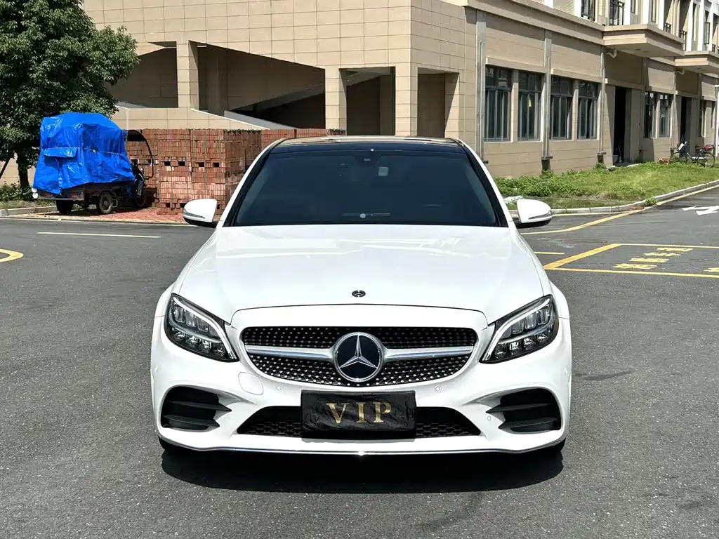 Mercedes-Benz C-Class — миниатюра 5
