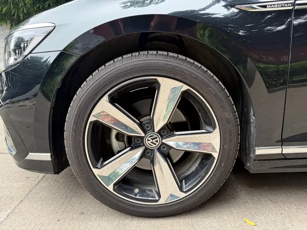 Volkswagen Magotan 2023 200 330TSI DSG Luxury