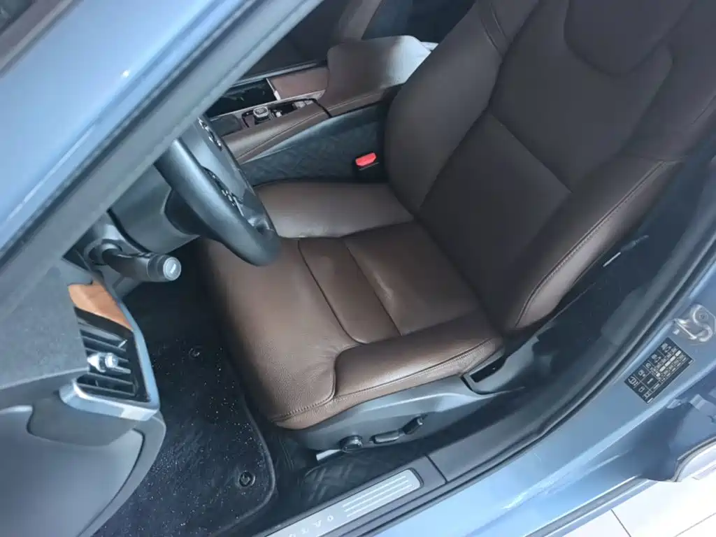 Volvo S90 — миниатюра 15