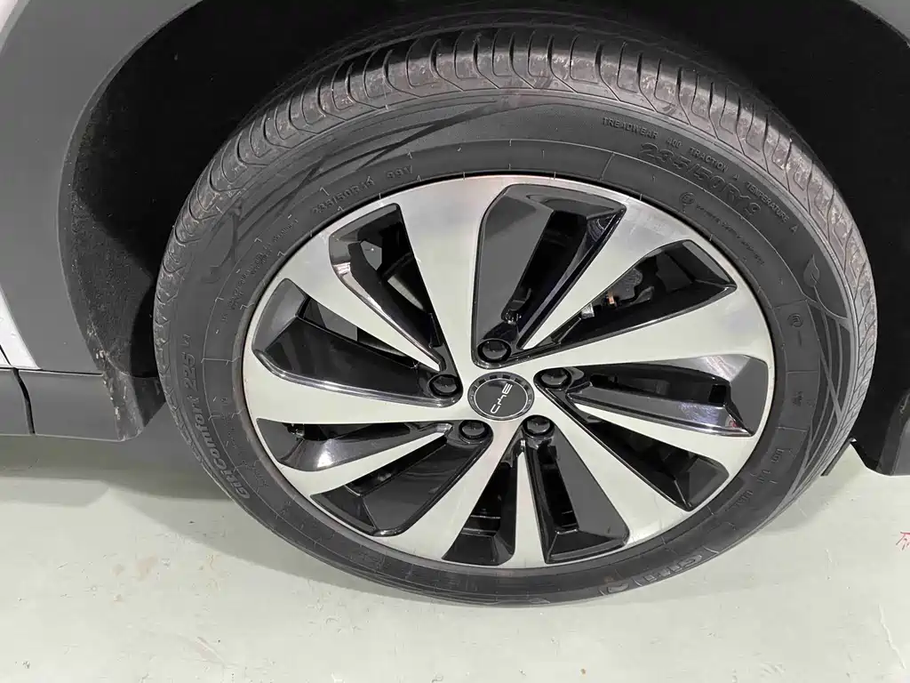 BYD PLUS New Energy — миниатюра 10