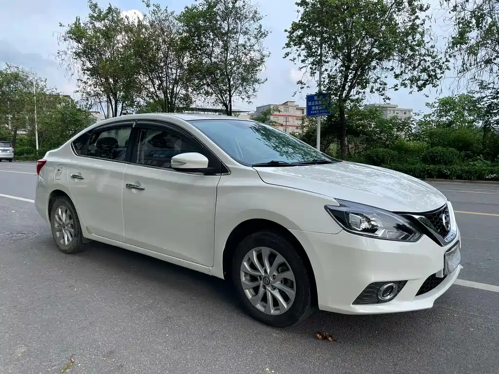 Nissan Sylphy — миниатюра 3