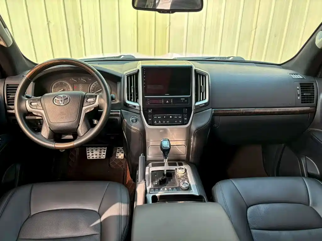 Toyota Land Cruiser 2015 4.6L V8